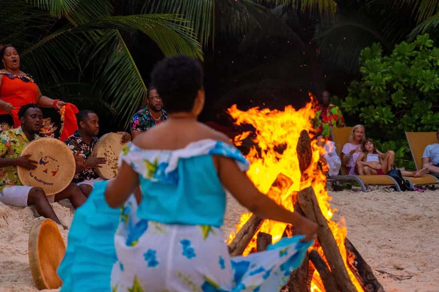 Cap Lazare: Discovery of Seychelles' Traditional Culture - How the Three Hours Usually Feel