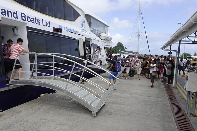 Cat Cocos: Praslin Island to Mahe Island Fast Ferry - Seating choices and the business class warning