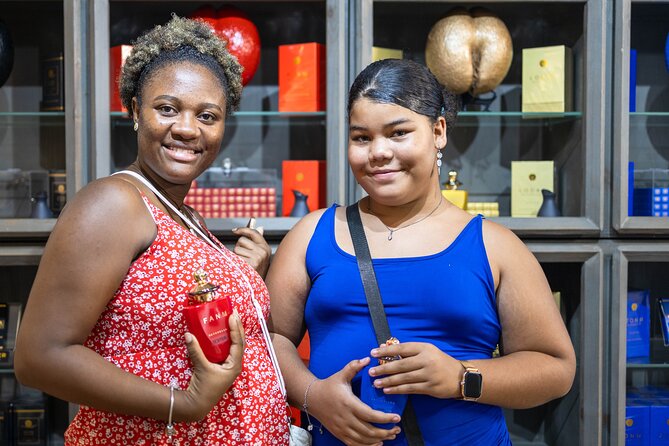 Coco de Mer Collection FREE Factory Tour & Shop - The shop: beautiful nuts, perfumes, and souvenirs