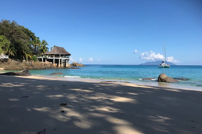 LGBTQIA, we look forward to seeing you | Island tour | Mahé | Seychelles - Sauzier Waterfall adds a short walk and a cold swim