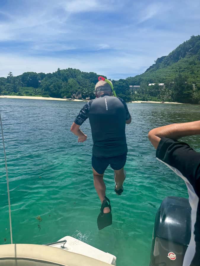 Mahe Island: St. Anne Marine Park Snorkeling Trip - Fish feeding and responsible choices
