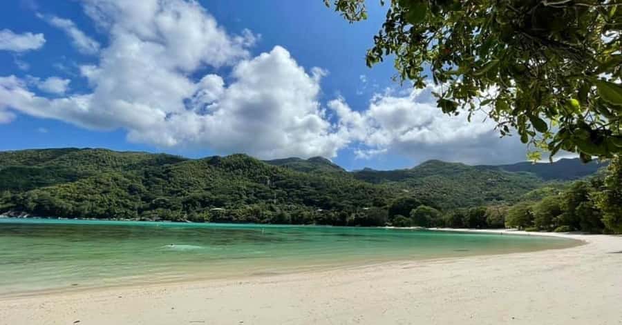 Mahé: Private Customizable Island Tour with Hotel Transfer - Mission Lodge and Rochon Dam viewpoints