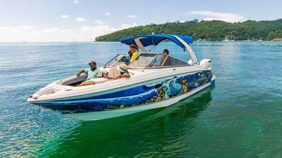 Praslin: Curieuse & St Pierre Island Day Trip with Barbecue - Key points at a glance