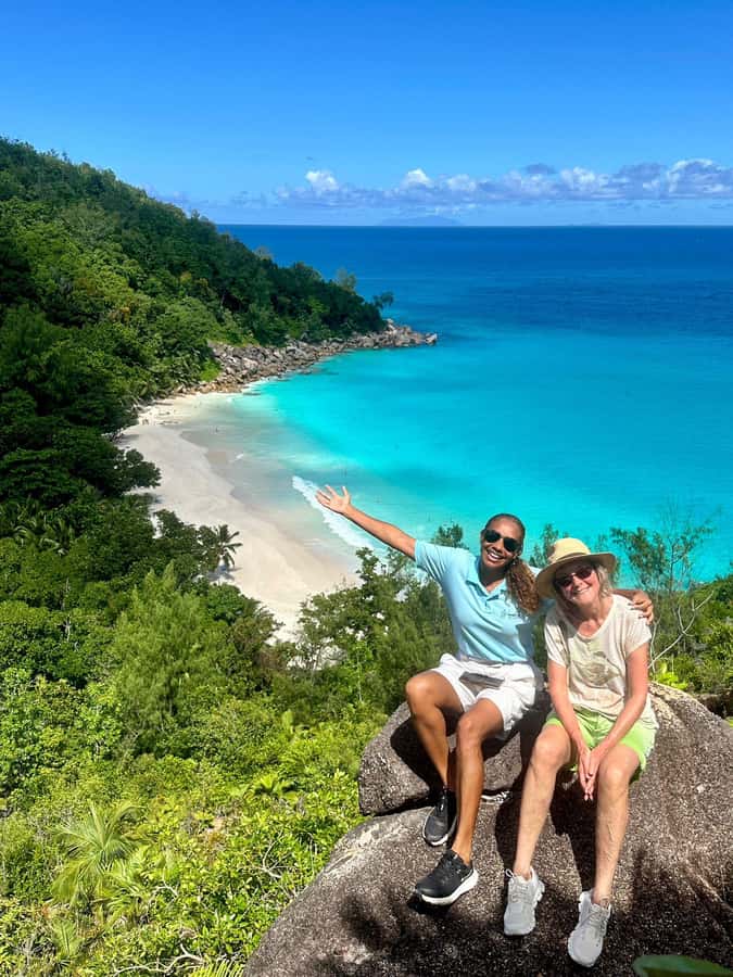Praslin: Full Day Private Tour - Choosing between a hike and an easy morning