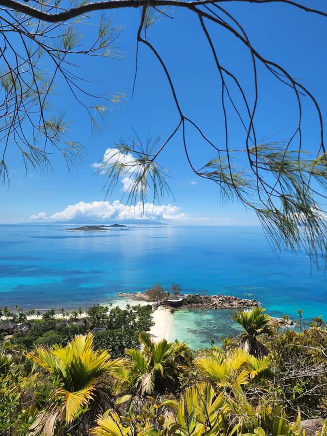 Praslin: Full Day Private Tour - Anse Georgette and Anse Lazio