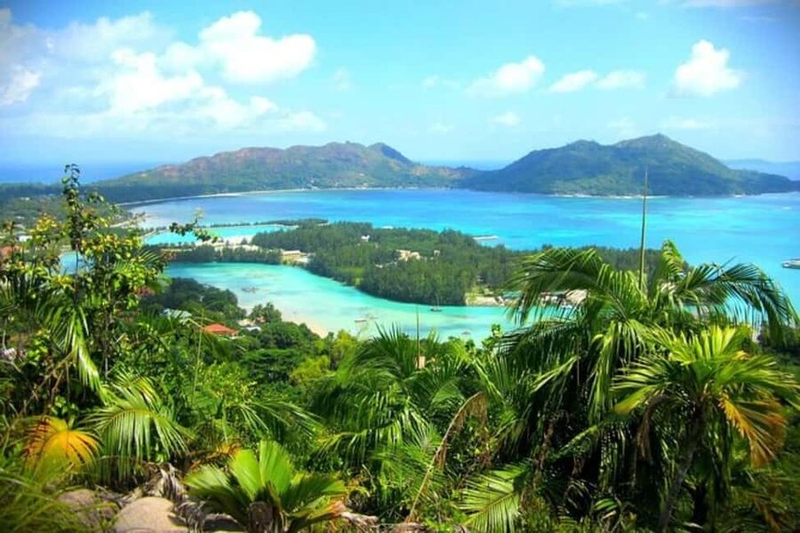 Praslin : Tour (Shared) - Zimbabwe viewpoint closes the afternoon