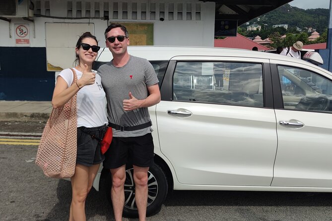 Private Airport Transfers To Somes Hotels ,Ferry,Port - The driver service: friendly, prompt, and practical
