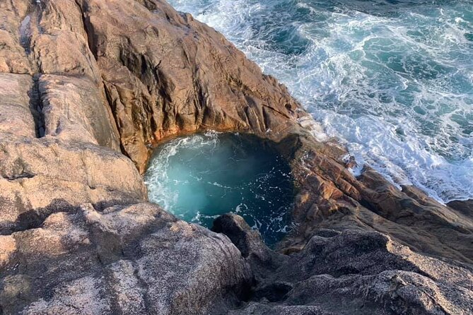 Rock Pool, dreamlike & unique experience | Mahé | Private hike | - The drive from pickup to the trailhead