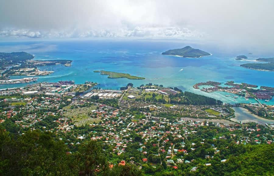 Seychelles: Full Day Private Tour in Mahe (1 to 5 Person) - Tea Factory views and local flavor