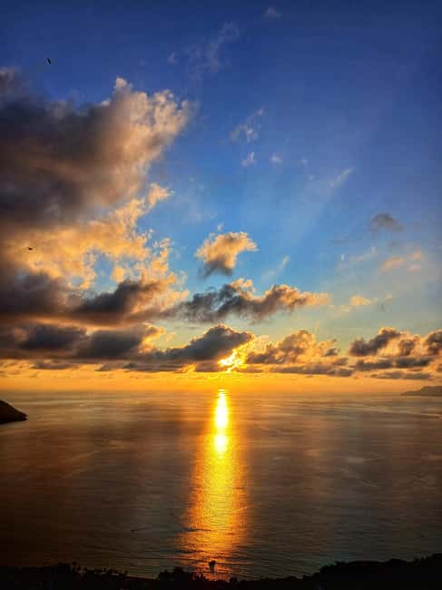 Sunset Explorer! Scenic Mountain Hike in Seychelles - Starting at Morne Blanc around 4:30 pm