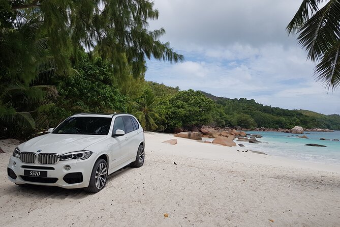 Taxi Services & Transfers on Praslin Island - Why an airport transfer helps on Praslin