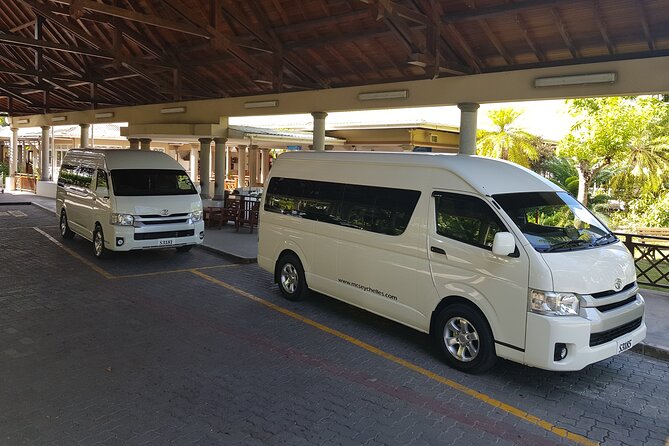 Taxi Services & Transfers on Praslin Island - A private ride instead of a shared shuttle