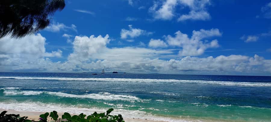 Tour Mahe Seychelles your way. Victoria national park beache - Starting in Victoria: market, clock tower, and island life