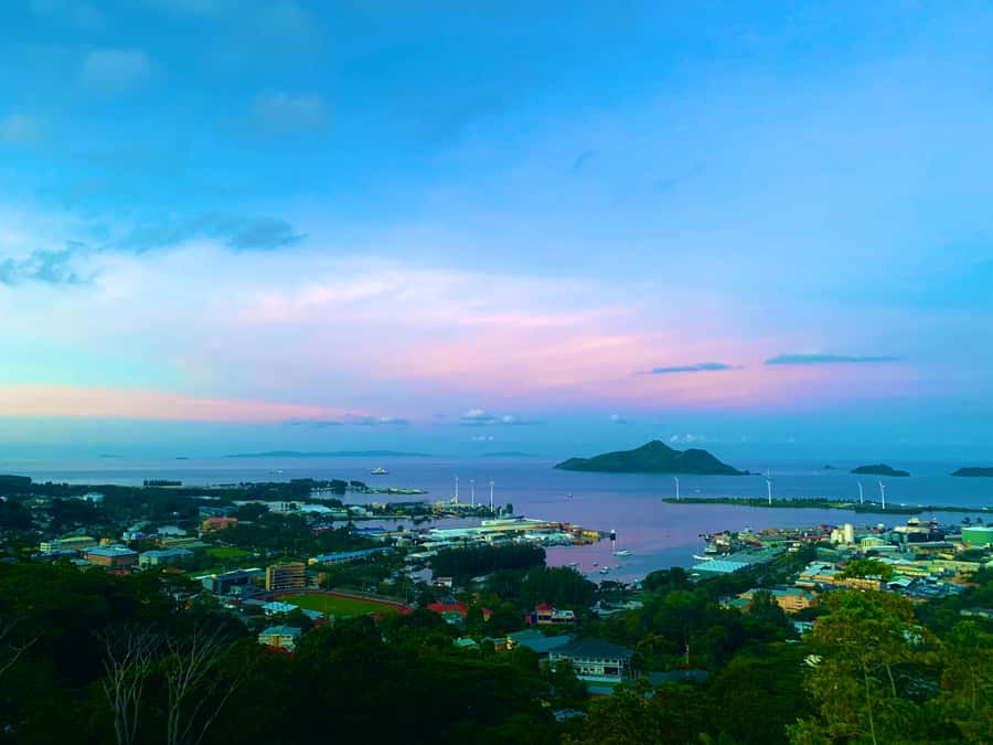 Victoria: Seychelles Mahe Island Tour - Which guide might suit your style?